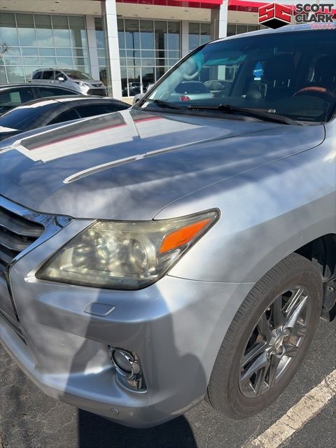 2013 Lexus LX 570 4WD