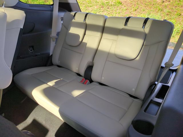 Used 2020 Black Ford Platinum image 32