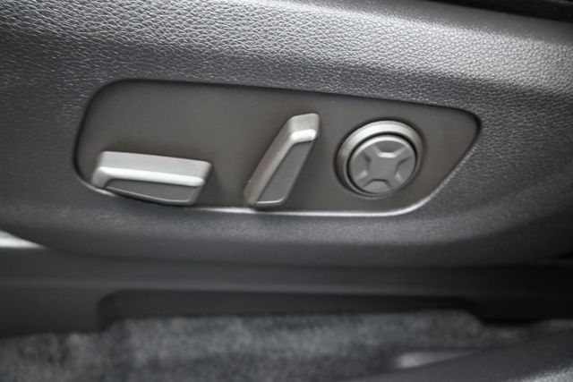 Used 2026 Kia Carnival Van