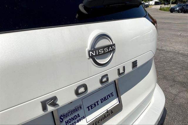 Used 2024 Nissan Rogue SUV