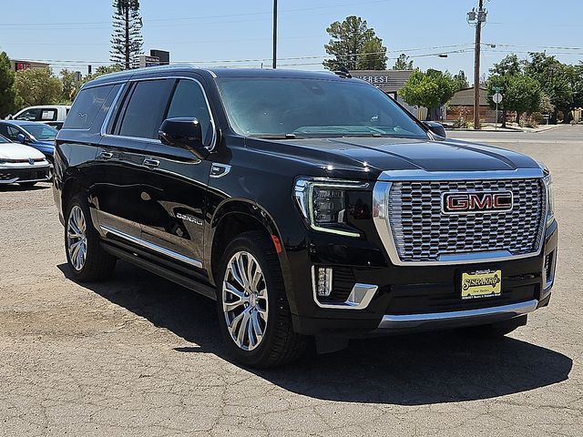 2022 GMC Yukon XL Denali 4WD