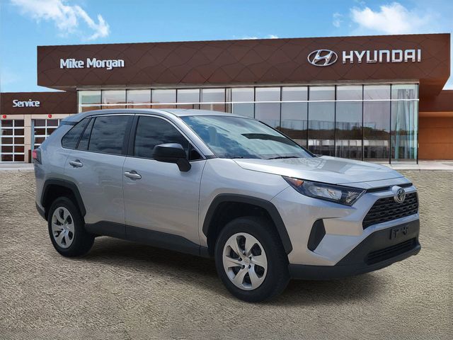 2022 Toyota RAV4 LE FWD