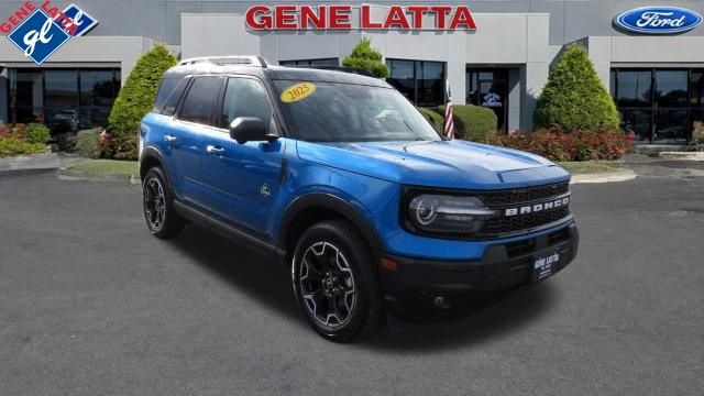 2025 Ford Bronco Sport Outer Banks AWD