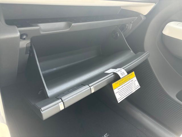 2027 Hyundai Santa Fe SE — photo 31