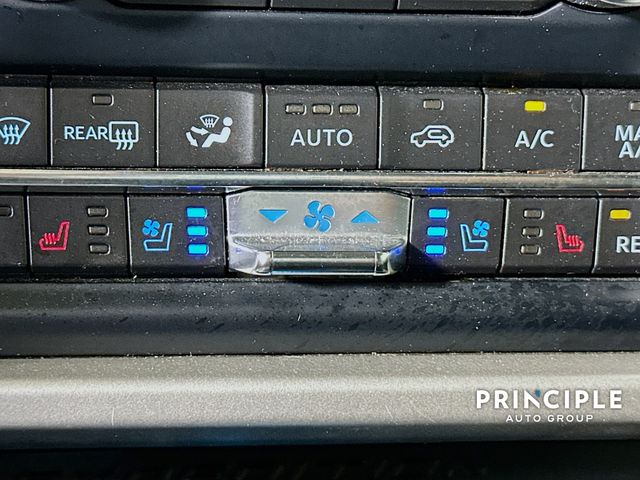 2022 Ford Expedition XLT photo