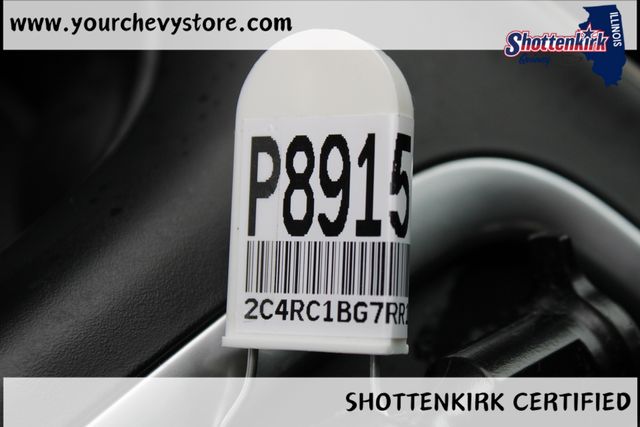 Used 2024 Chrysler Pacifica Van