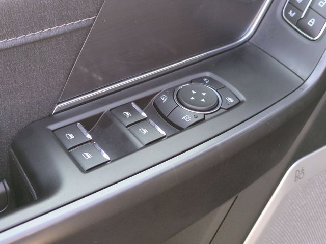 Used 2025 Blue Ford Lariat image 13