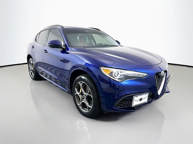 Thumbnail: 2020 Alfa Romeo Stelvio - 3