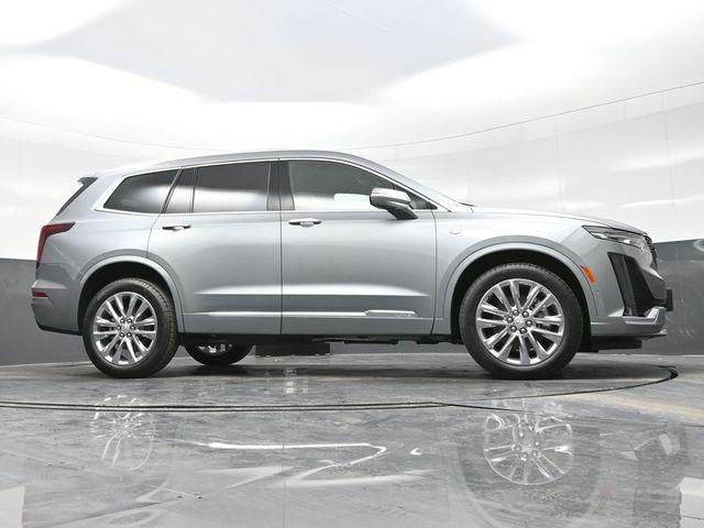 2025 Cadillac XT6 Premium Luxury photo