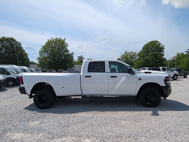New 2026 Bright White Clear-Coat Exterior Paint RAM Tradesman image 6