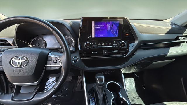 Used 2023 Silver Toyota LE image 11