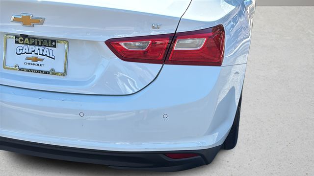 Used 2025 White Chevrolet LT image 39