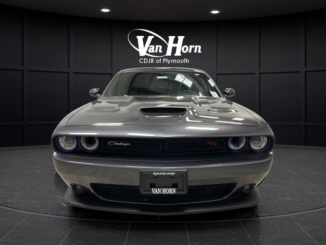 Used 2023 Granite Crystal Metallic Clearcoat Dodge R/T Scat Pack image 2