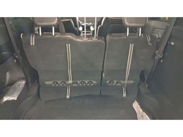 Used 2025 Chrysler Pacifica Van