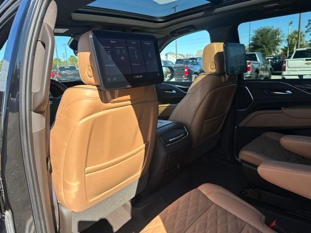 2021 Cadillac Escalade ESV Premium 35