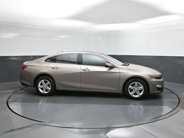 Used 2024 Chevrolet Malibu Sedan