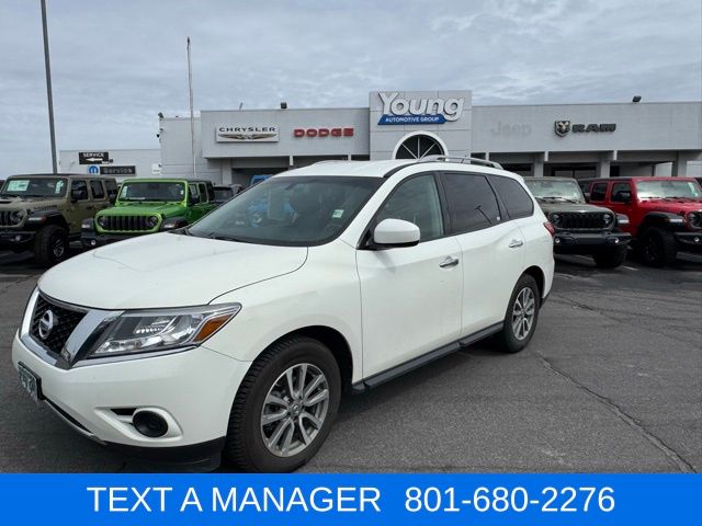 Glacier White 2016 Nissan Pathfinder S SUV / Crossover Front-Wheel Drive Continuously Variable Transmission