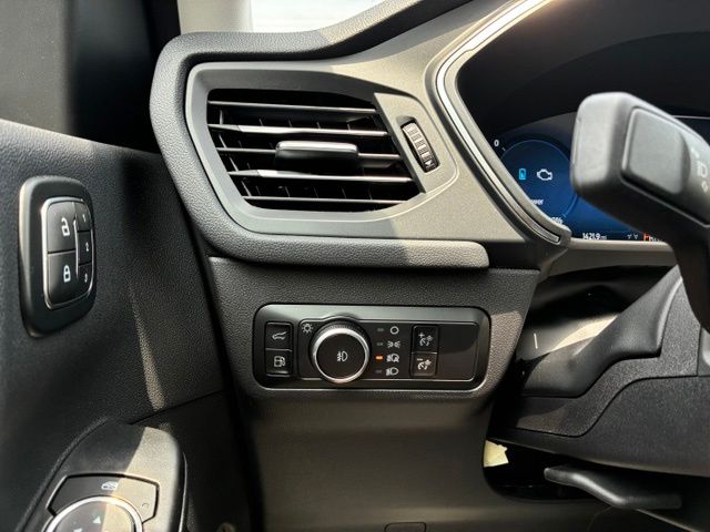 2025 White Metallic Ford Escape Plug-In Hybrid Base FWD SUV