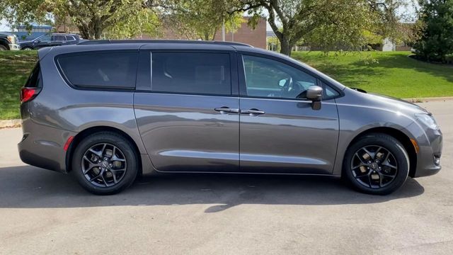 2018 Chrysler Pacifica Touring L 9