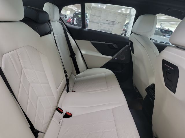 5 Series Sedan 530i