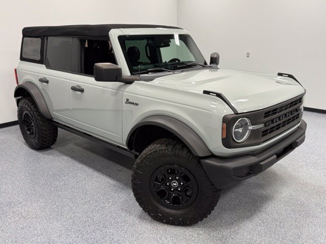 Used 2022 Green Ford Base image 30