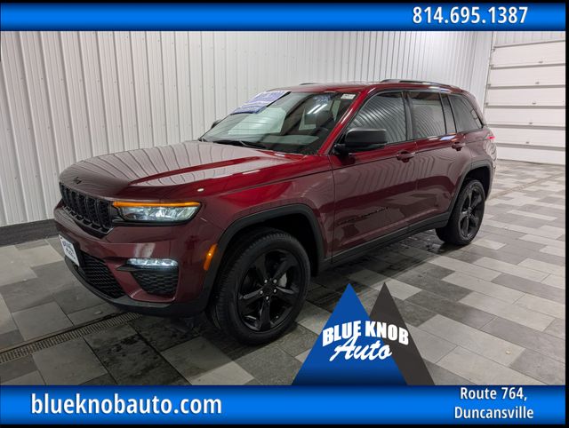 Velvet Red Pearlcoat 2023 Jeep Grand Cherokee SUV / Crossover Four-Wheel Drive 8-Speed Automatic