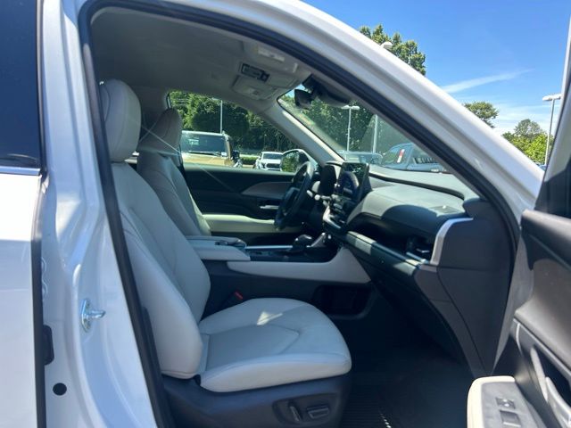 2026 Toyota Grand Highlander XLE - Photo 20