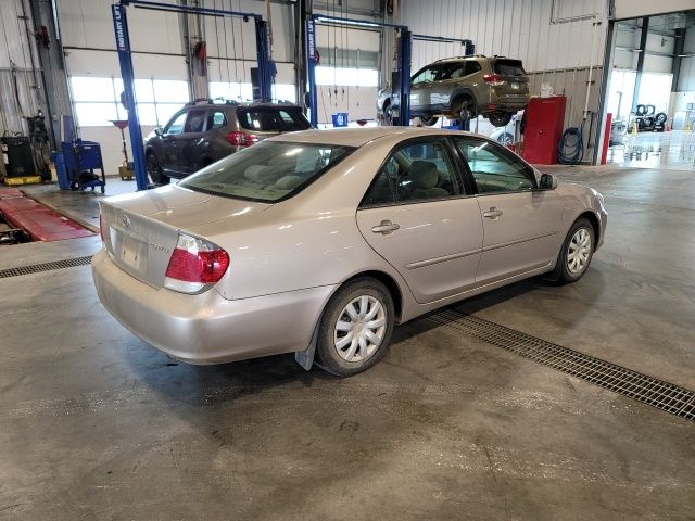 2006 Champagne Toyota Camry LE FWD Sedan