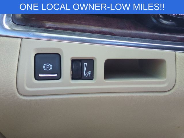 Used 2019 White Cadillac Luxury image 19