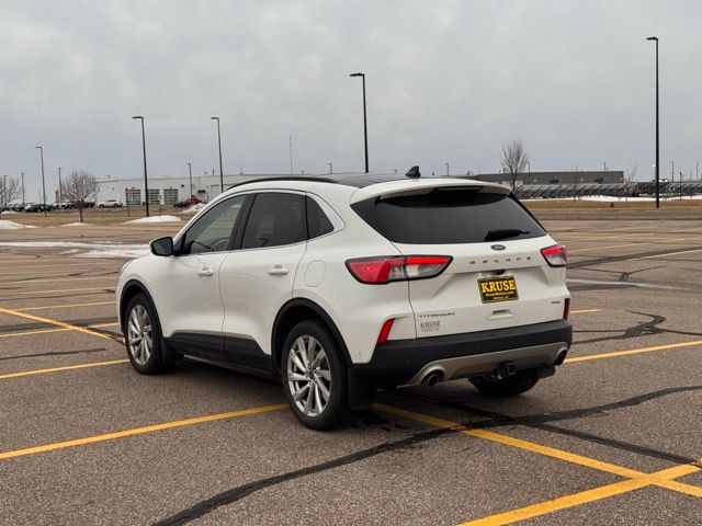 2022 Ford Escape Titanium