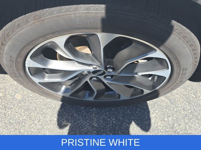 2022 Lincoln Nautilus Reserve White Metallic - Grieco Acura - Image 25