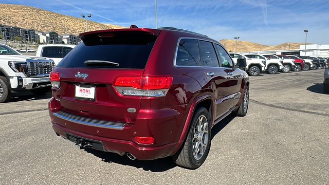 2021 Jeep Grand Cherokee Overland 3