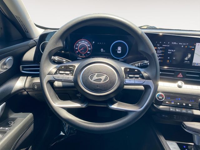 HyundaiElantra12
