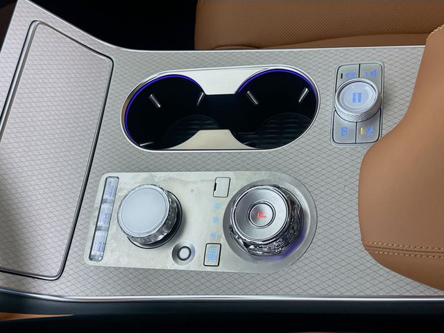 Thumbnail: 2025 Genesis GV80 - 17