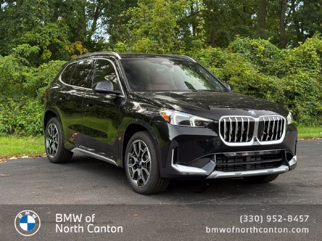 New 2027 Black BMW xDrive28i image 4