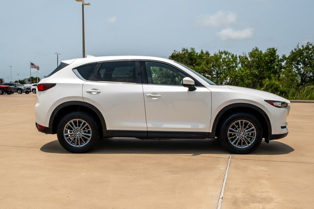 2019 Mazda CX-5 Touring White at Autostrade