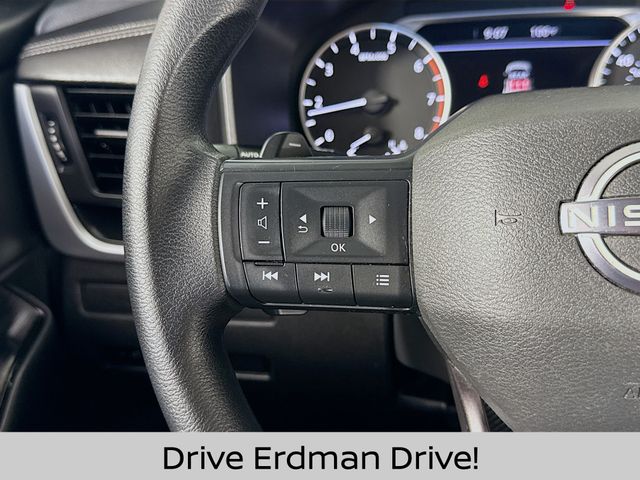 Used 2025 Nissan Rogue SUV