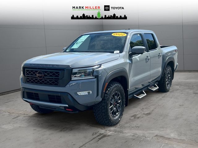 Boulder Gray Pearl 2022 Nissan Frontier PRO-4X Crew Cab 4WD Pickup Truck Four-Wheel Drive Automatic