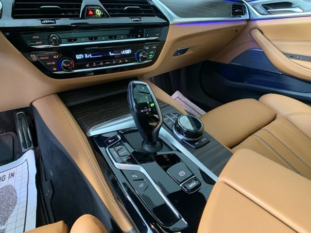 2021 BMW 5 Series 540i 19