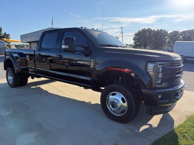 Used 2017 Black Ford Lariat image 3