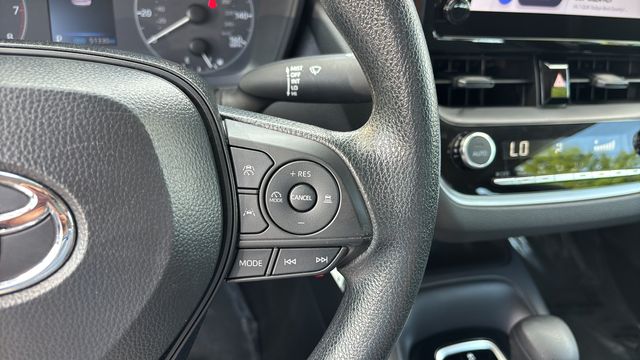 Used 2024  Toyota LE image 23