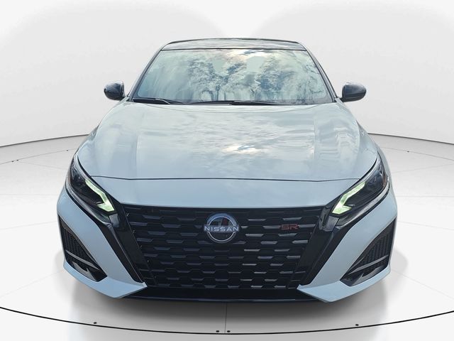 New 2026 White Nissan 2.5 SR image 9