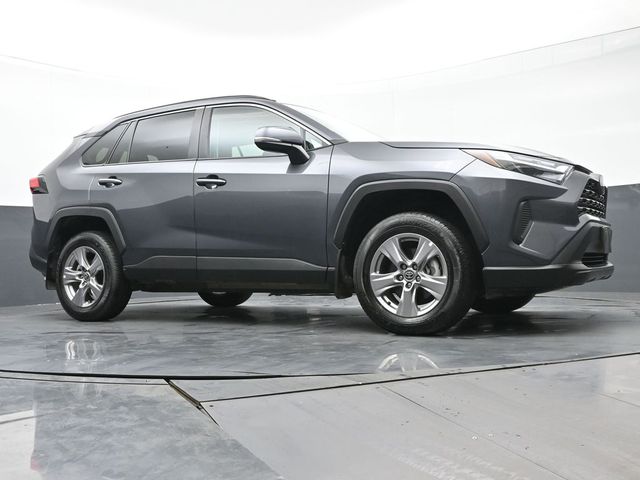 2023 Toyota RAV4 XLE 39