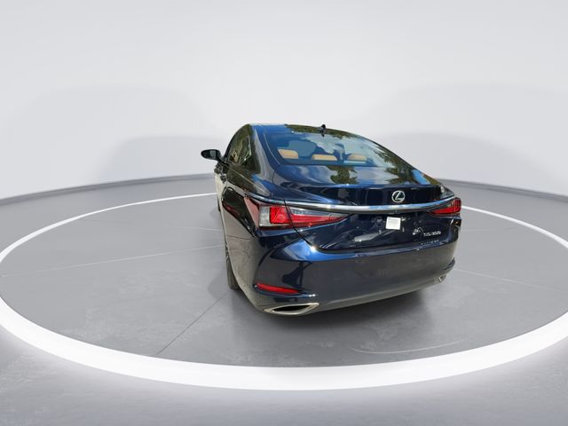 2025 Lexus ES - $43,998