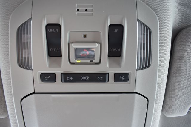Used 2022 Toyota Highlander Hybrid SUV