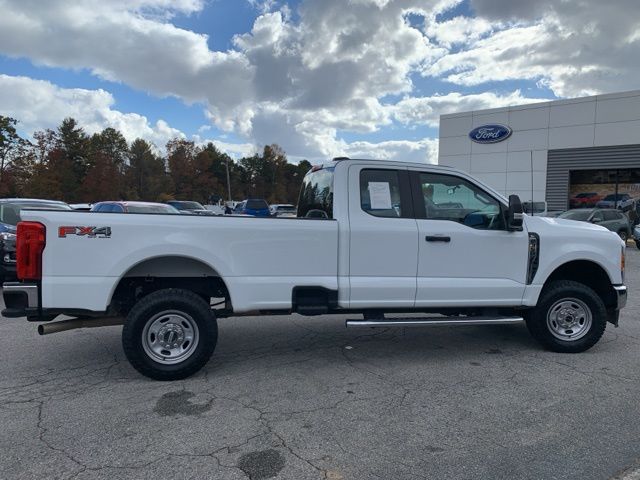 2023 Ford F-350SD XL 7