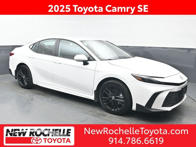 2025 Toyota Camry SE AWD