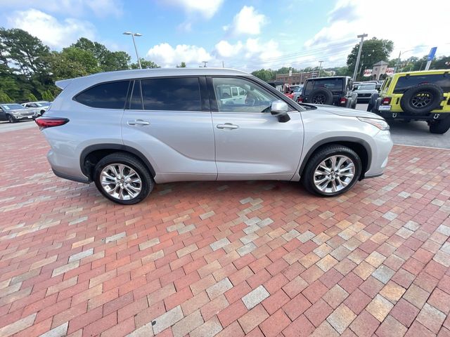 Used 2021 Toyota Highlander SUV