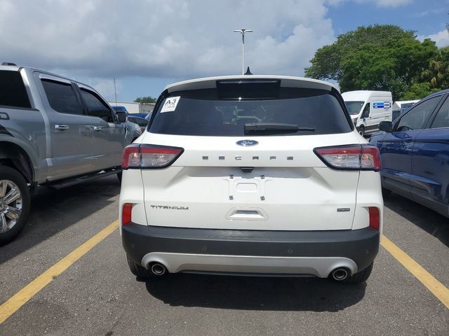 2020 Ford Escape Titanium Hybrid 3