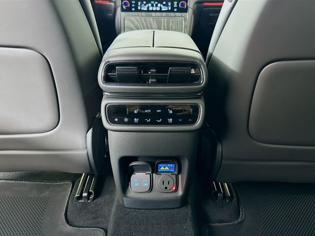 Thumbnail: 2026 Genesis GV80 - 18